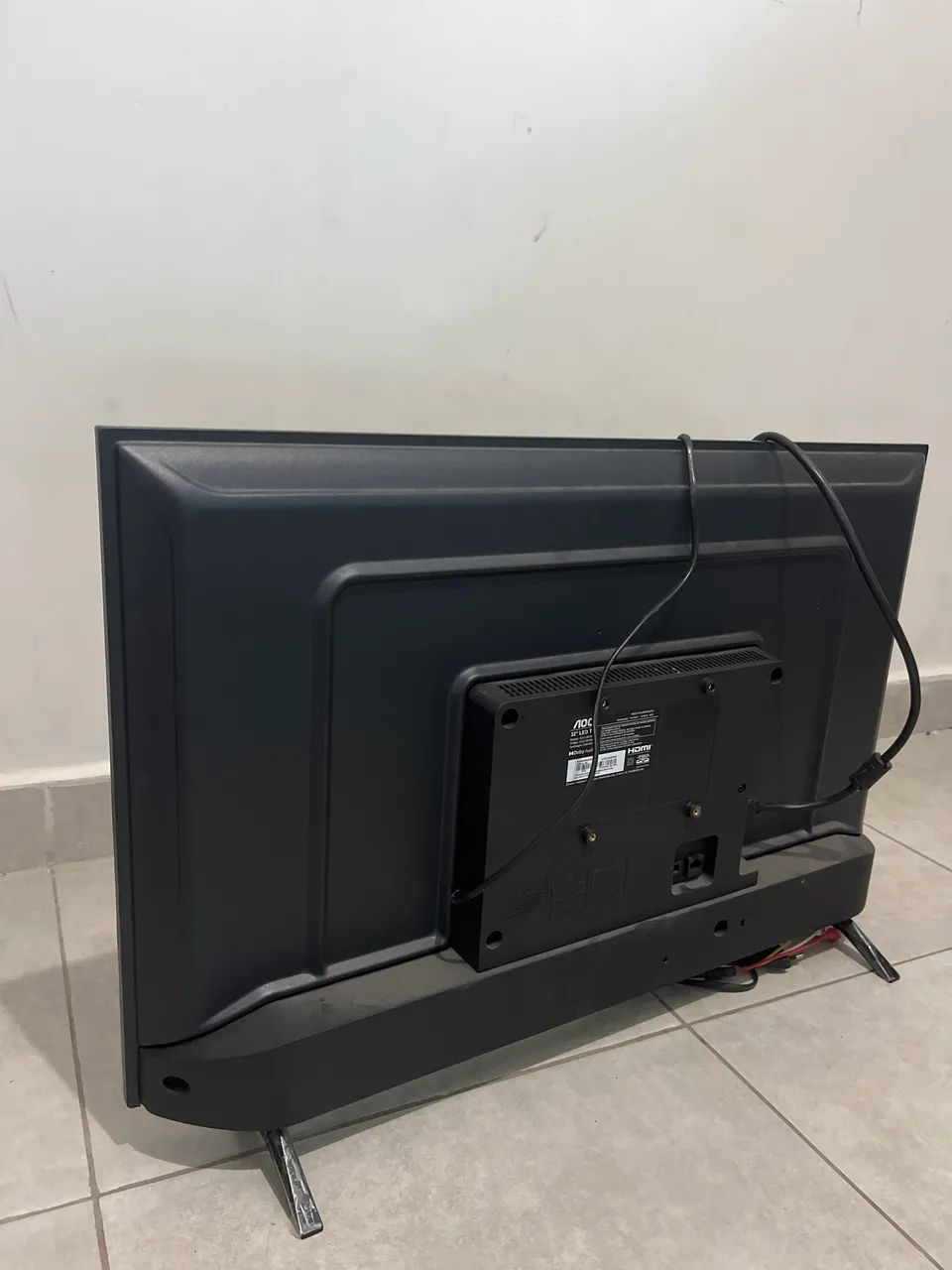 Smart TV AOC Roku semi nova - Foto 4