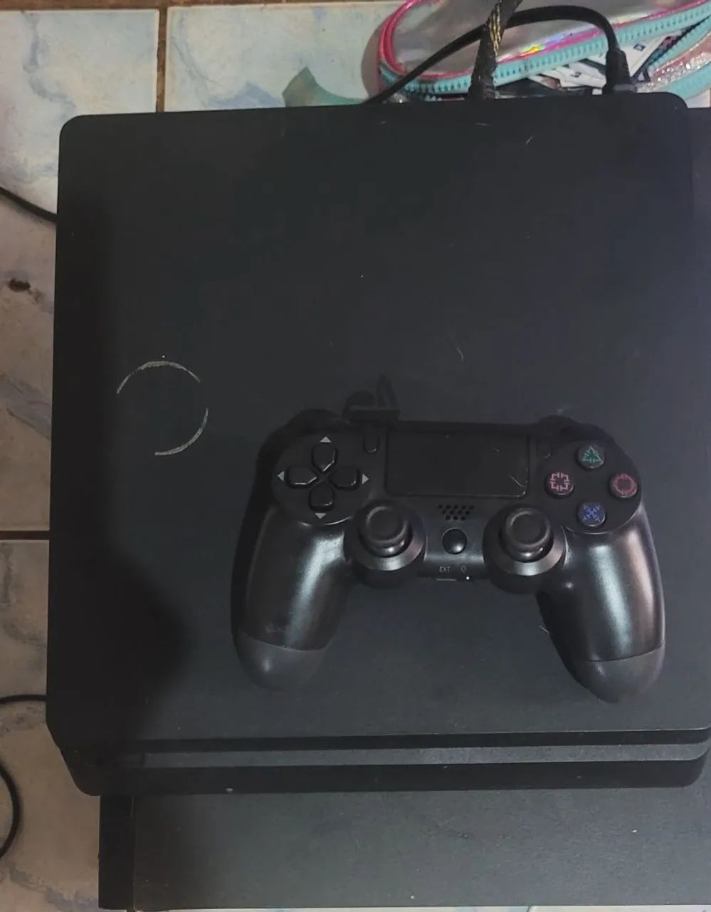 Ps4 slim 