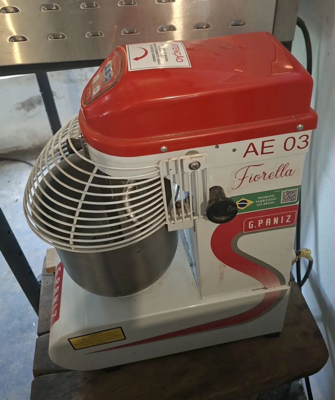 Masseira 3kg  semi nova fiorella