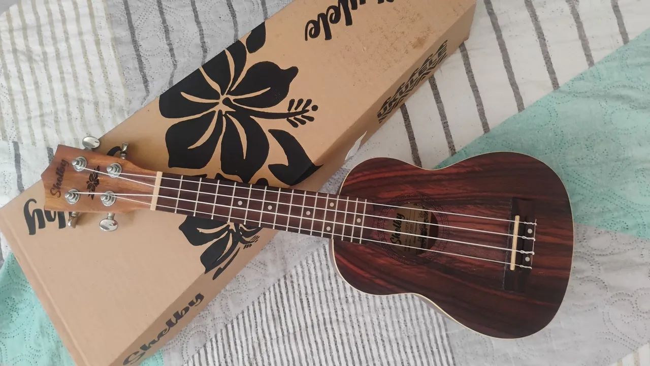 Ukulele Shelby  - Foto 2
