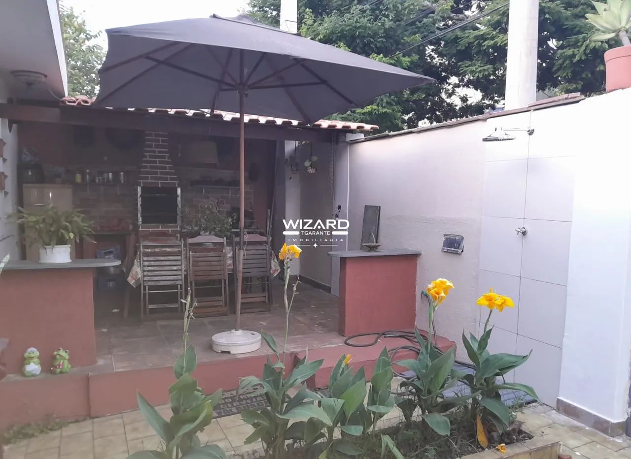 Sobrado com quatro casas para venda no centro de Serra Negra - Foto 4
