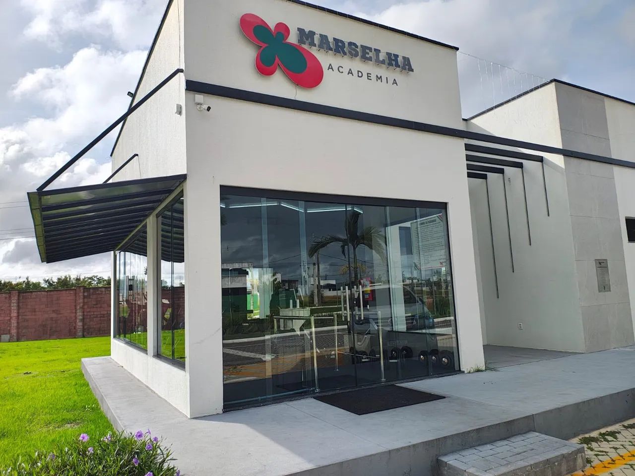 LOTE MARSELHA APENAS 35 MIL REPASSE