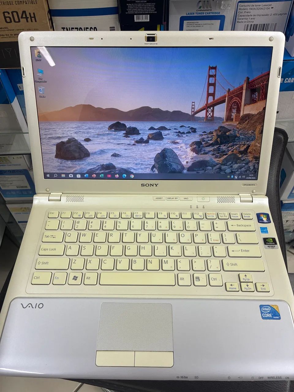 Notebook SONY VAIO core i3 8G memória 