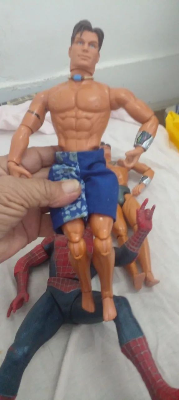 Homen aranha mais 2 he?ois - Foto 3