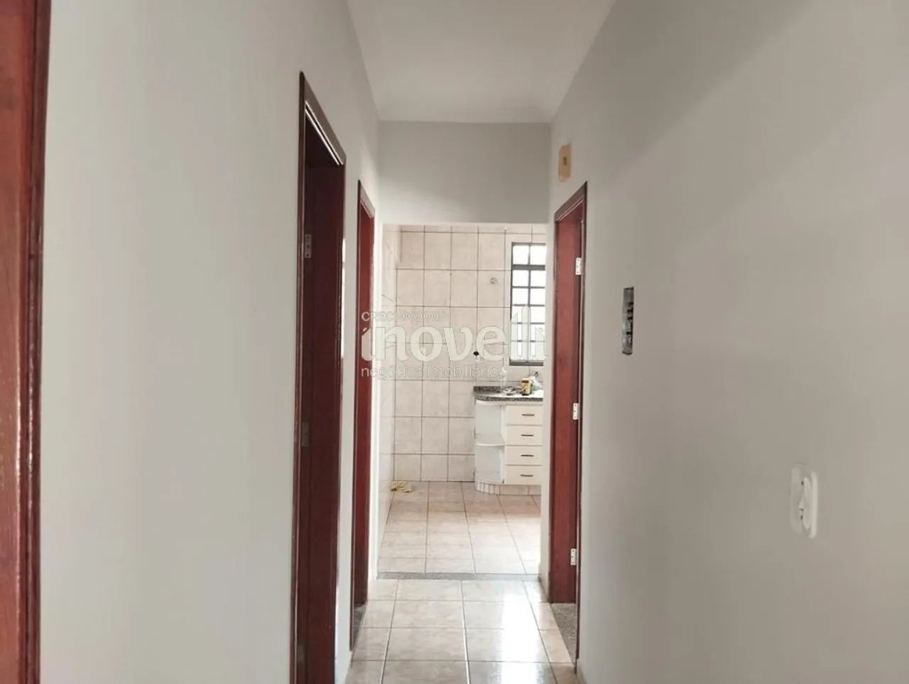 Casa à venda em Maringá, Jardim Liberdade, com 4 quartos, com 160 m² - Foto 3