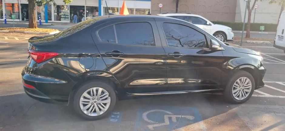 Fiat Cronos Drive 1.3 8V Flex Aut. 2025 - Foto 3