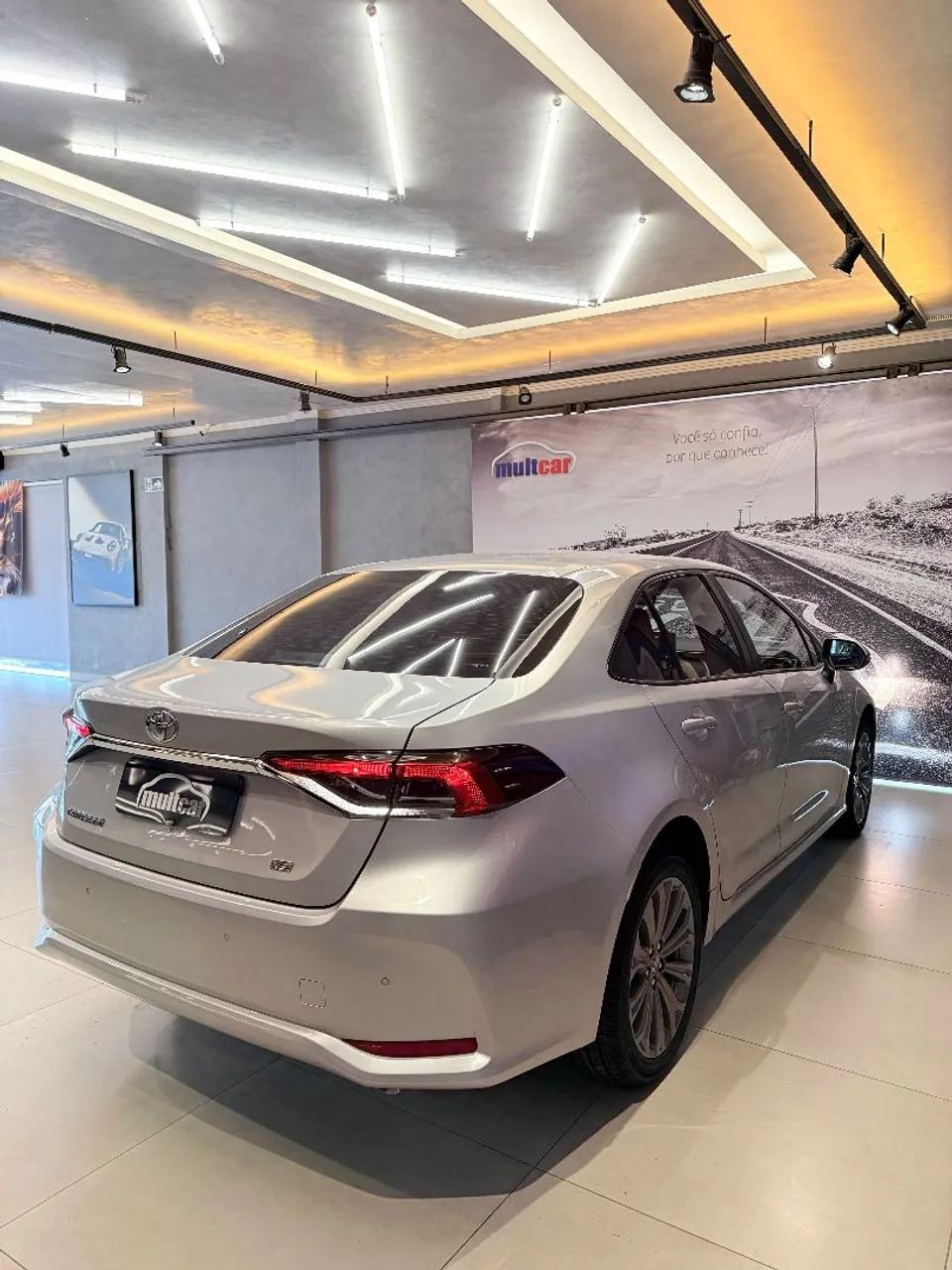 Toyota Corolla XEI 2.0 Flex 16V Aut. 2023 - Foto 4