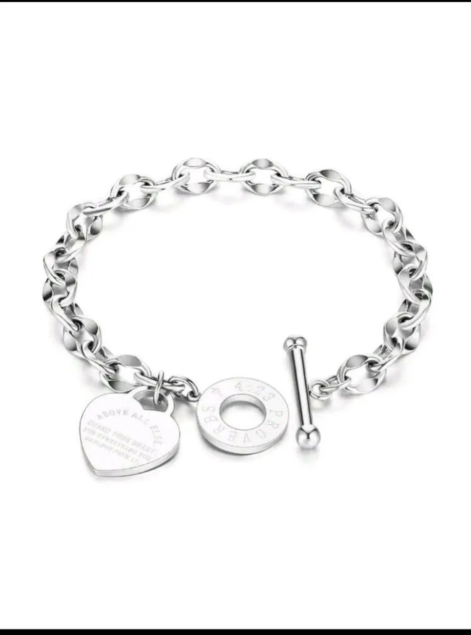 Pulseira love estilo Tiffany em aço inox - Foto 2