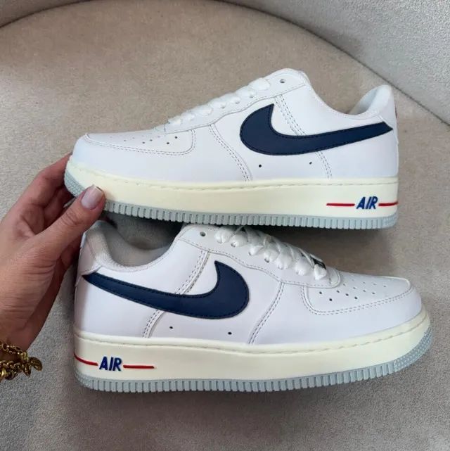 Tenis Nike Air force One Branco marinho  - Foto 3