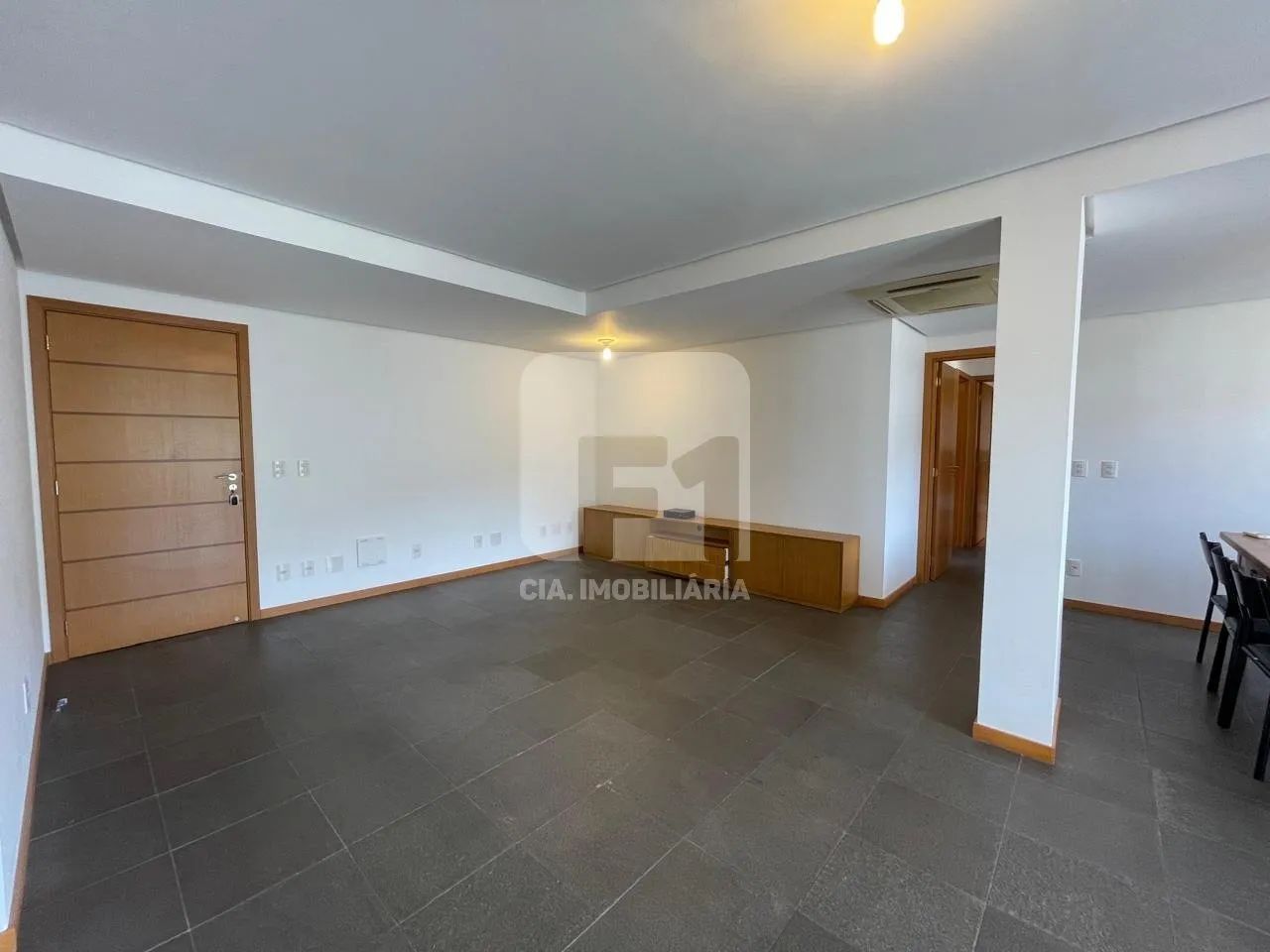 Apartamento de 2 dormitórios no Itacorubi - Foto 4