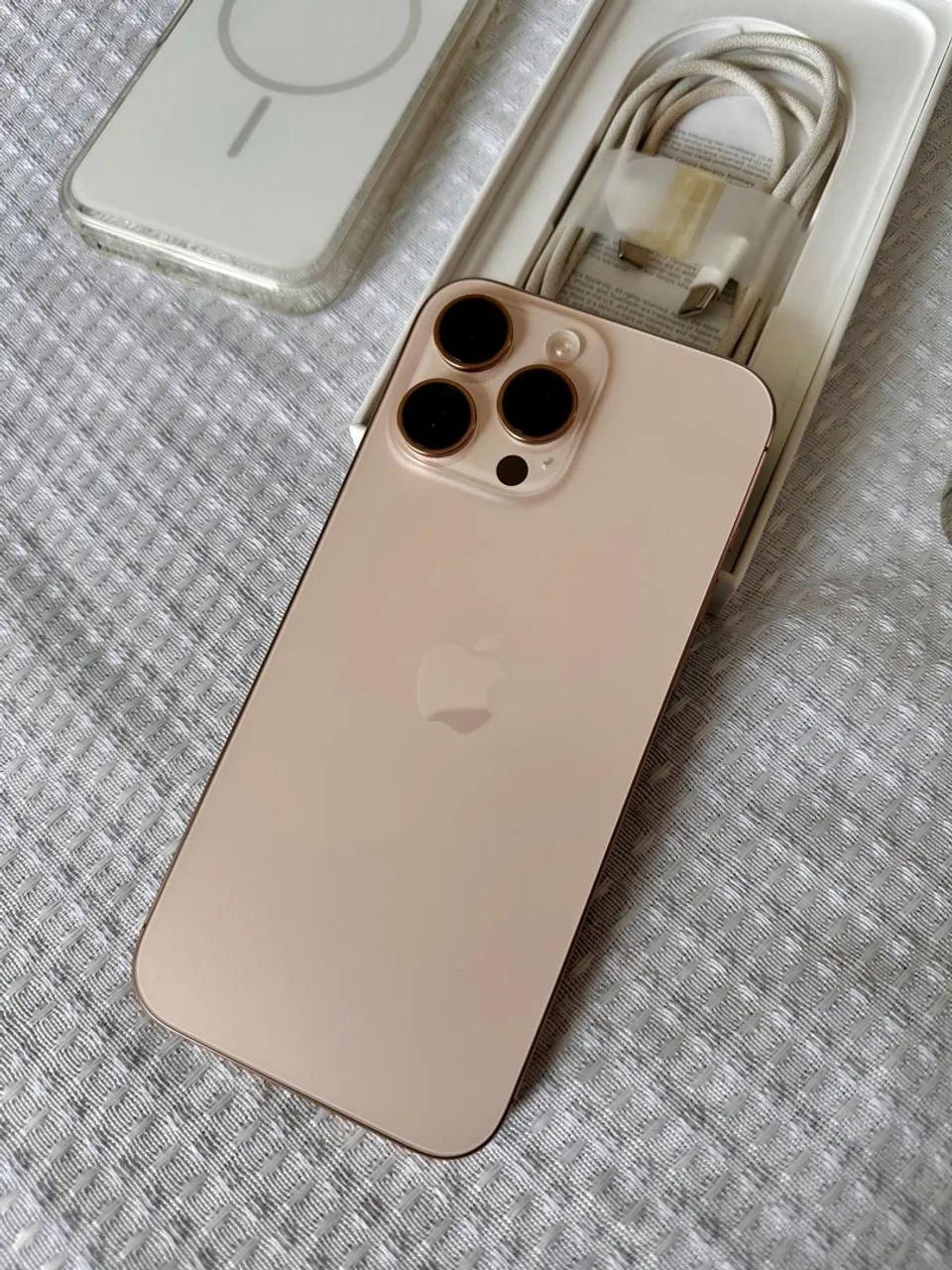iPhone 16 Pro Max 256G - Impecável!  - Foto 2