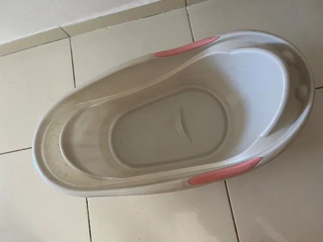 Banheira e lixeira  - Foto 2