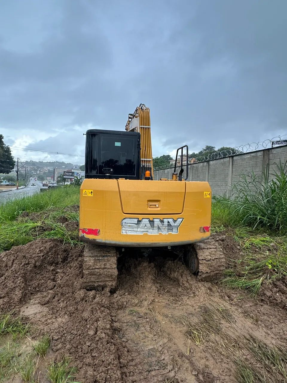 Mini Escavadeira SANY SY75C 2024 - Foto 2