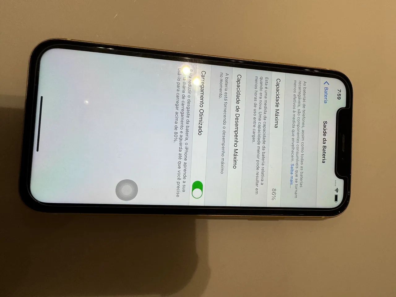 Iphone XR 64 GB Amarelo  - Foto 2