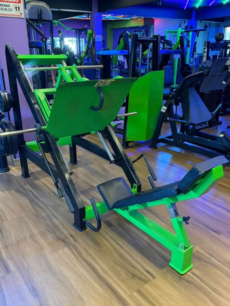 MAQUINA ACADEMIA LEG 45