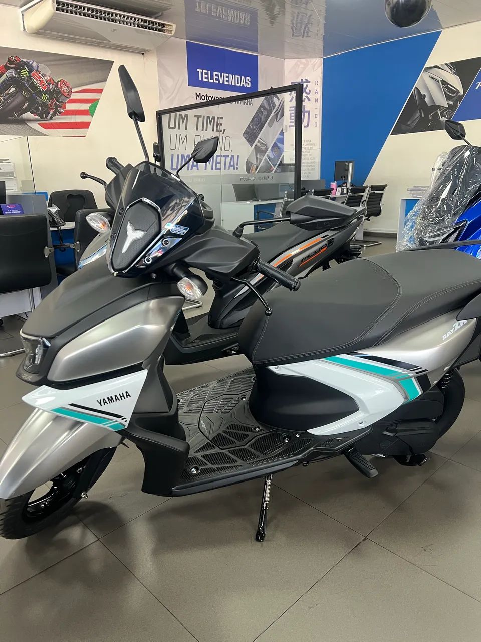ZR 125 2027 IMPERDÍVEL 