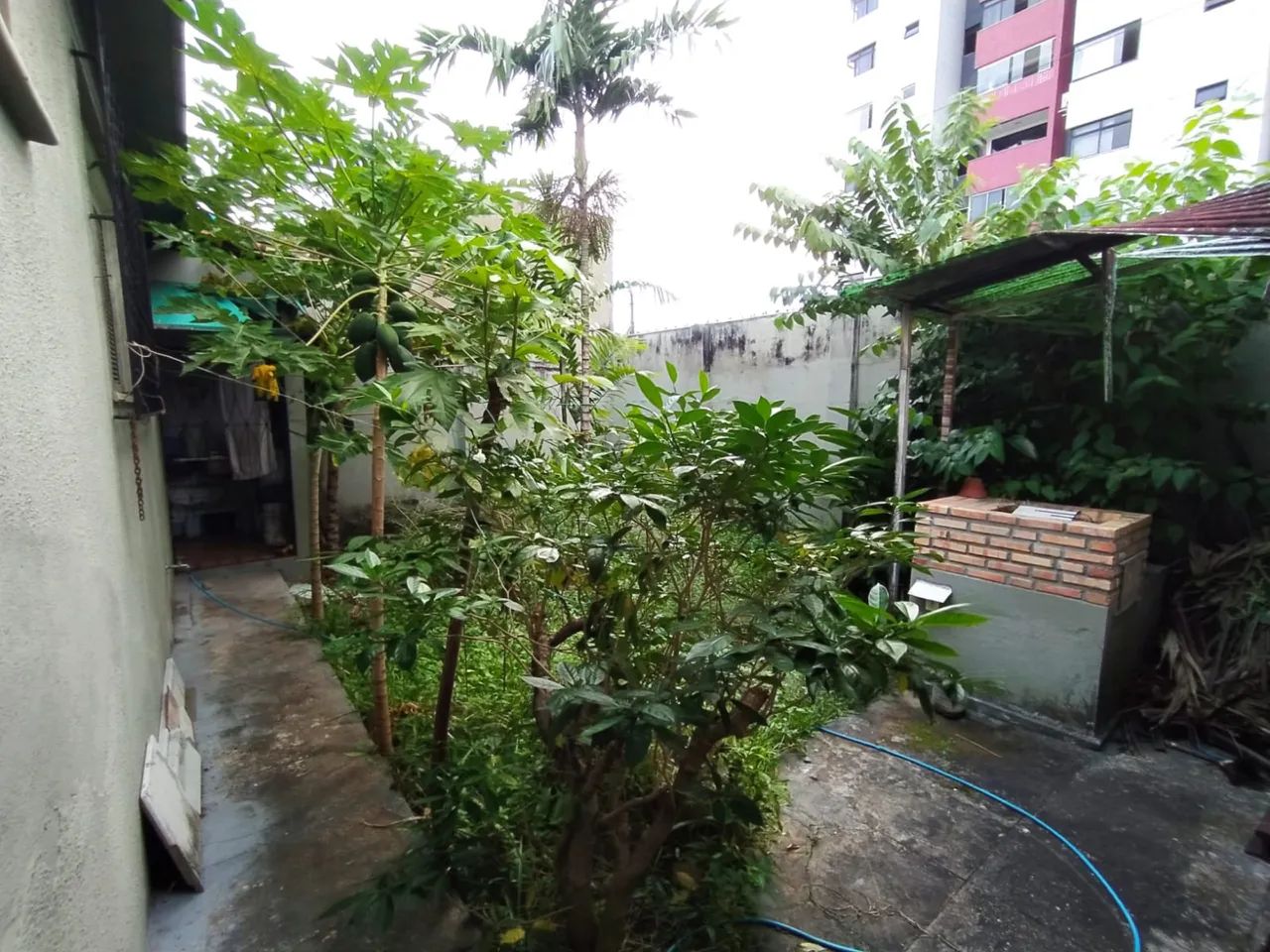 ALUGA-SE IMÓVEL DE ESQUINA - EXCELENTE LOCALIZAÇÃO! - Foto 5