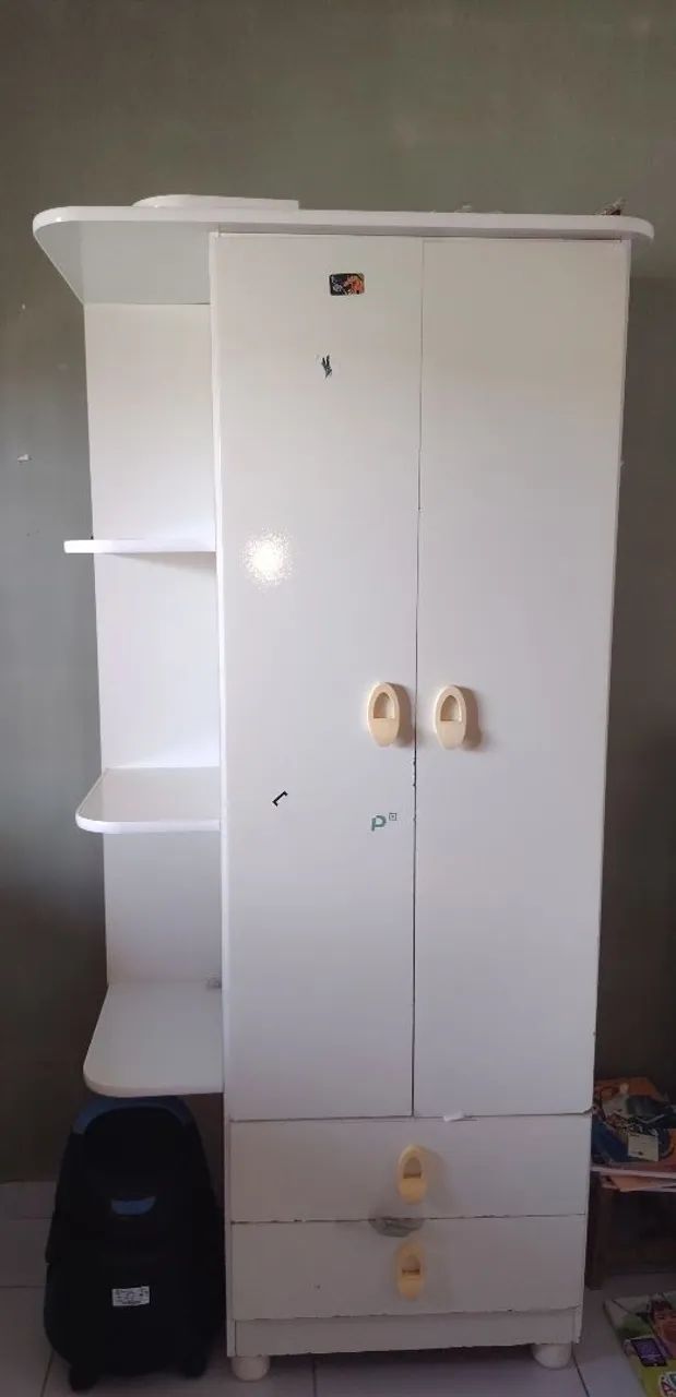 Guarda-roupa infantil é Batedeira elétrica