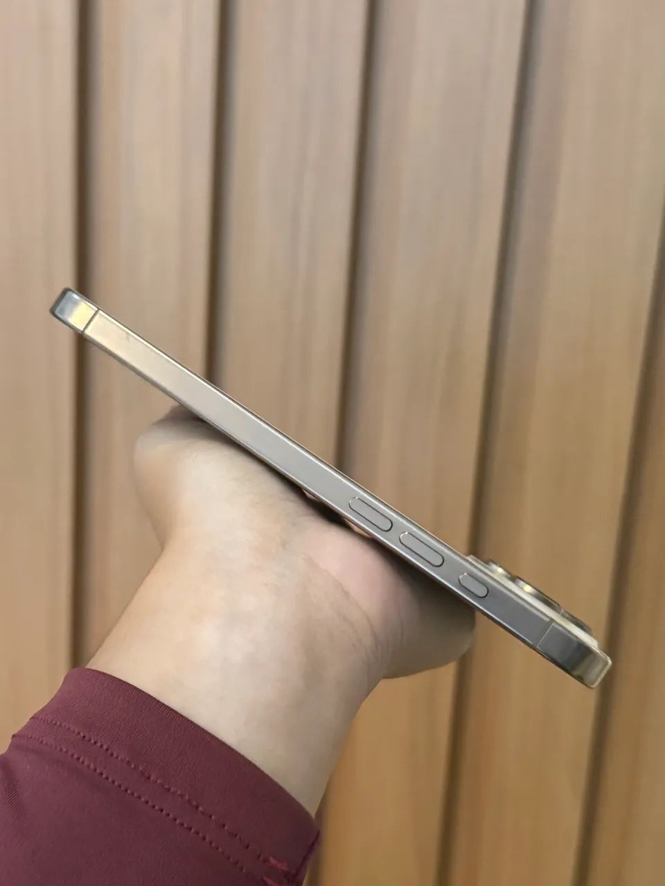 iPhone 16 pro Max dourado  - Foto 5