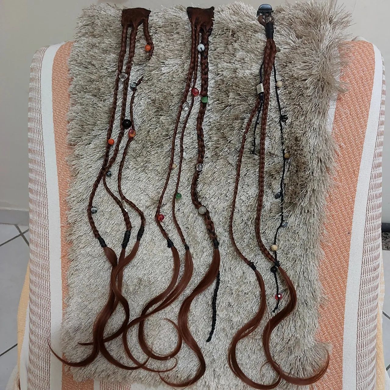 APLIQUES DE CABELO COM TIC TAC - Foto 4