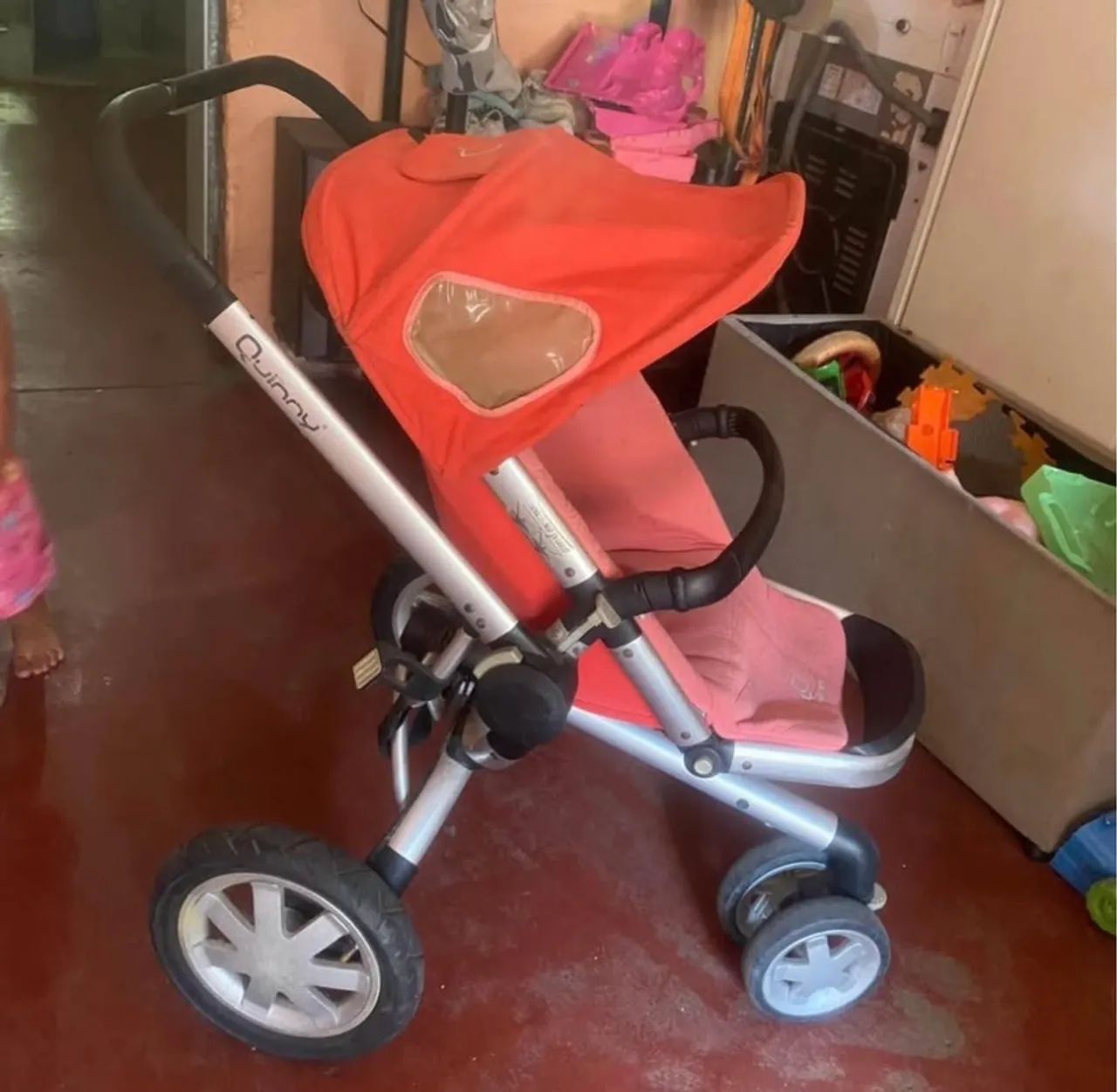 Vendo carrinhos de Bebê 
