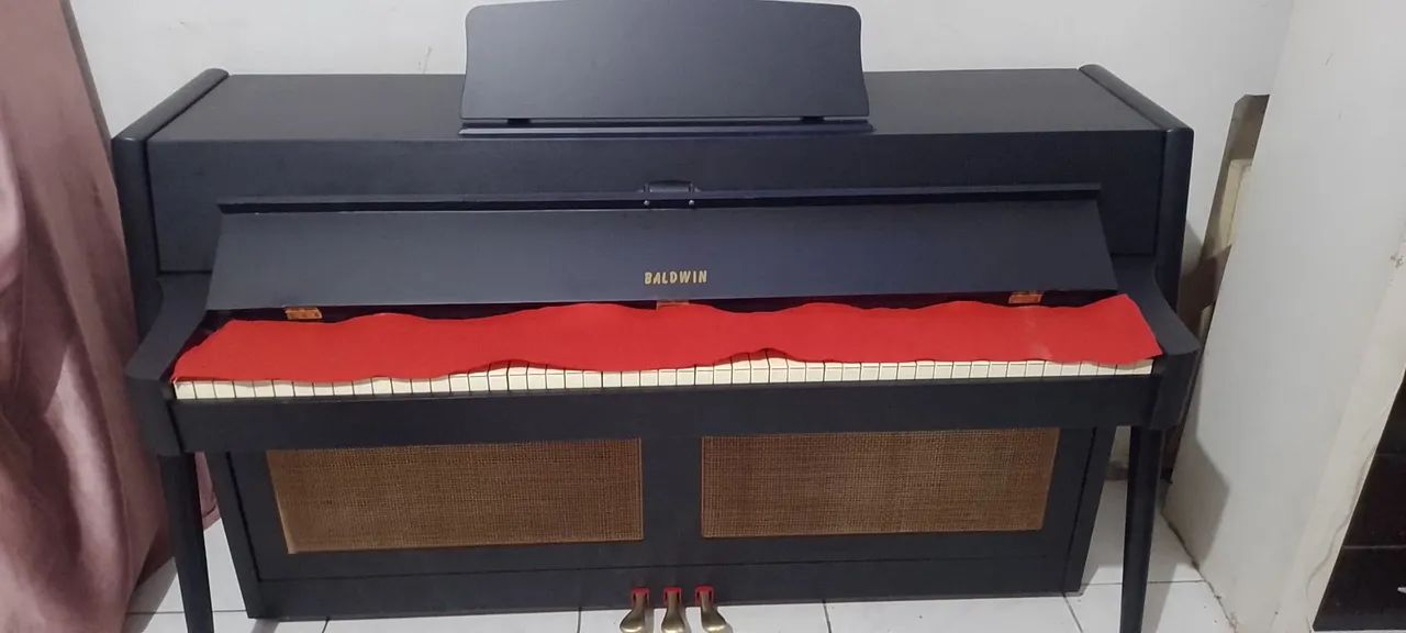 PIANO (BALDWIN)