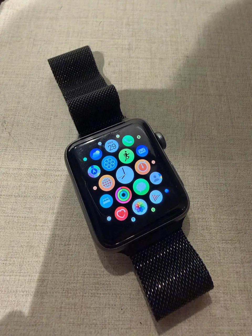 その他 APPLE WATCH3 42 SGALANTBK140-210 O-2164 Apple Watch SE 3 GPS • Caixa meia-noite de alumínio – 40 mm