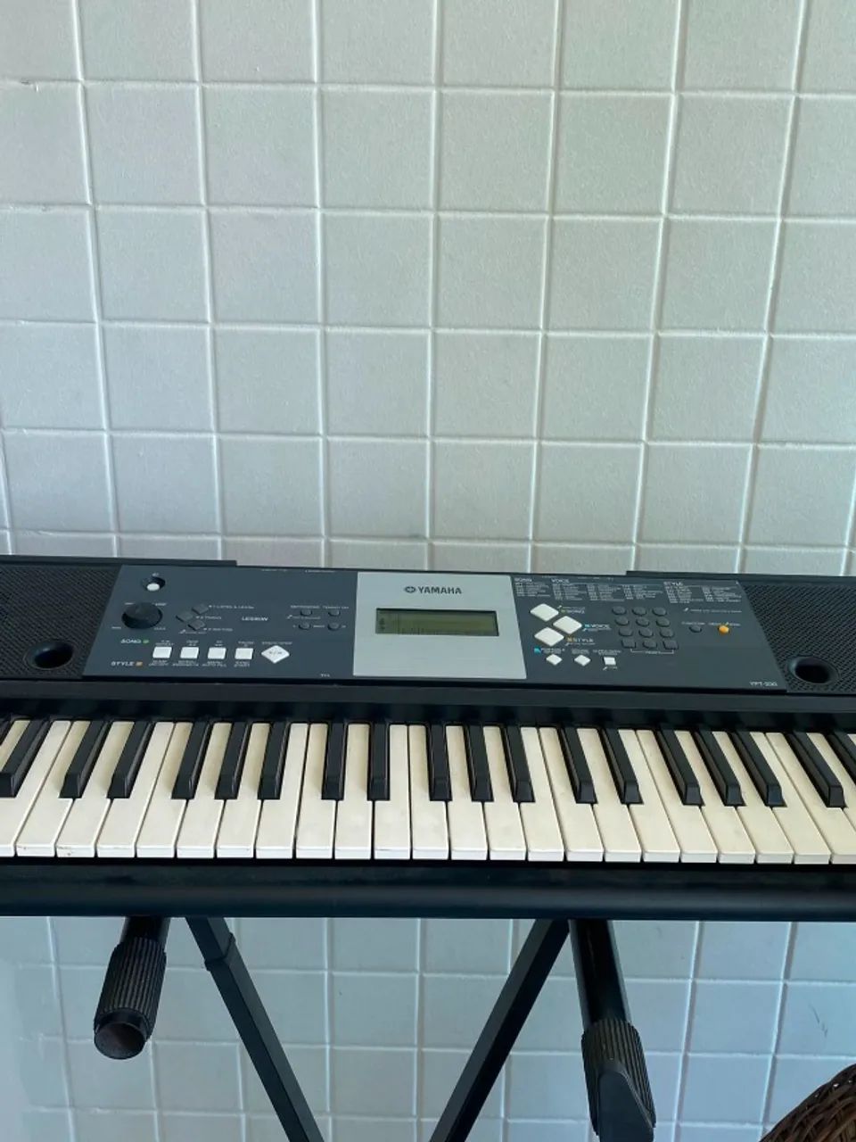 Teclado Yamaha YPT-230 - Foto 2