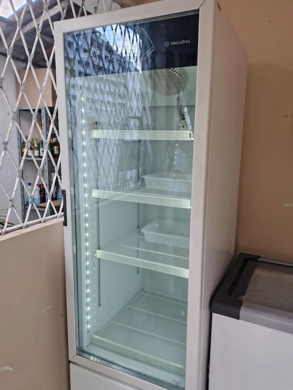 Refrigerador expositor vertical VB52AH 577L  - Foto 3
