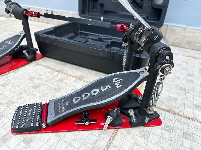 PEDAL DUPLO DW 5000 COM CASE! OTIMO ESTADO - Foto 4