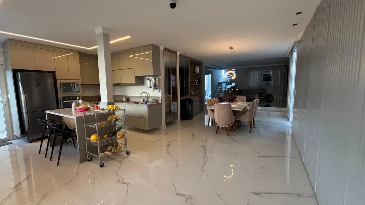 CASA TRIPLEX 4/4 PARA LOCAÇÃO EM ABRANTES - Foto 4