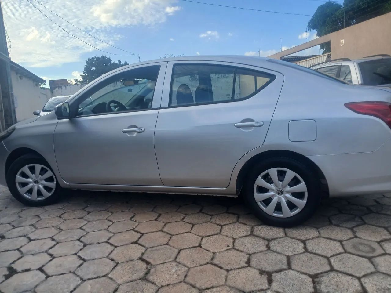 Nissan Versa VERSA S 1.6 16V FlexStart 4p Mec. 2019