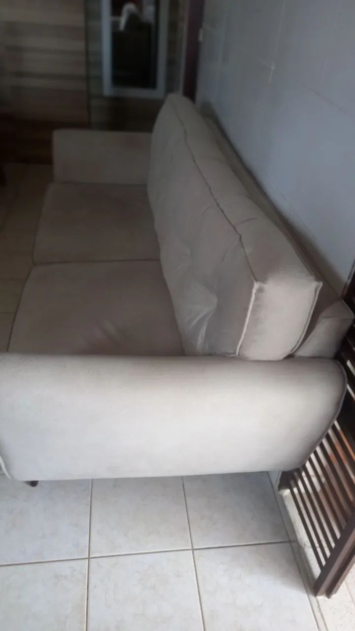 Vendo sofá  2.10m  contato * - Foto 2