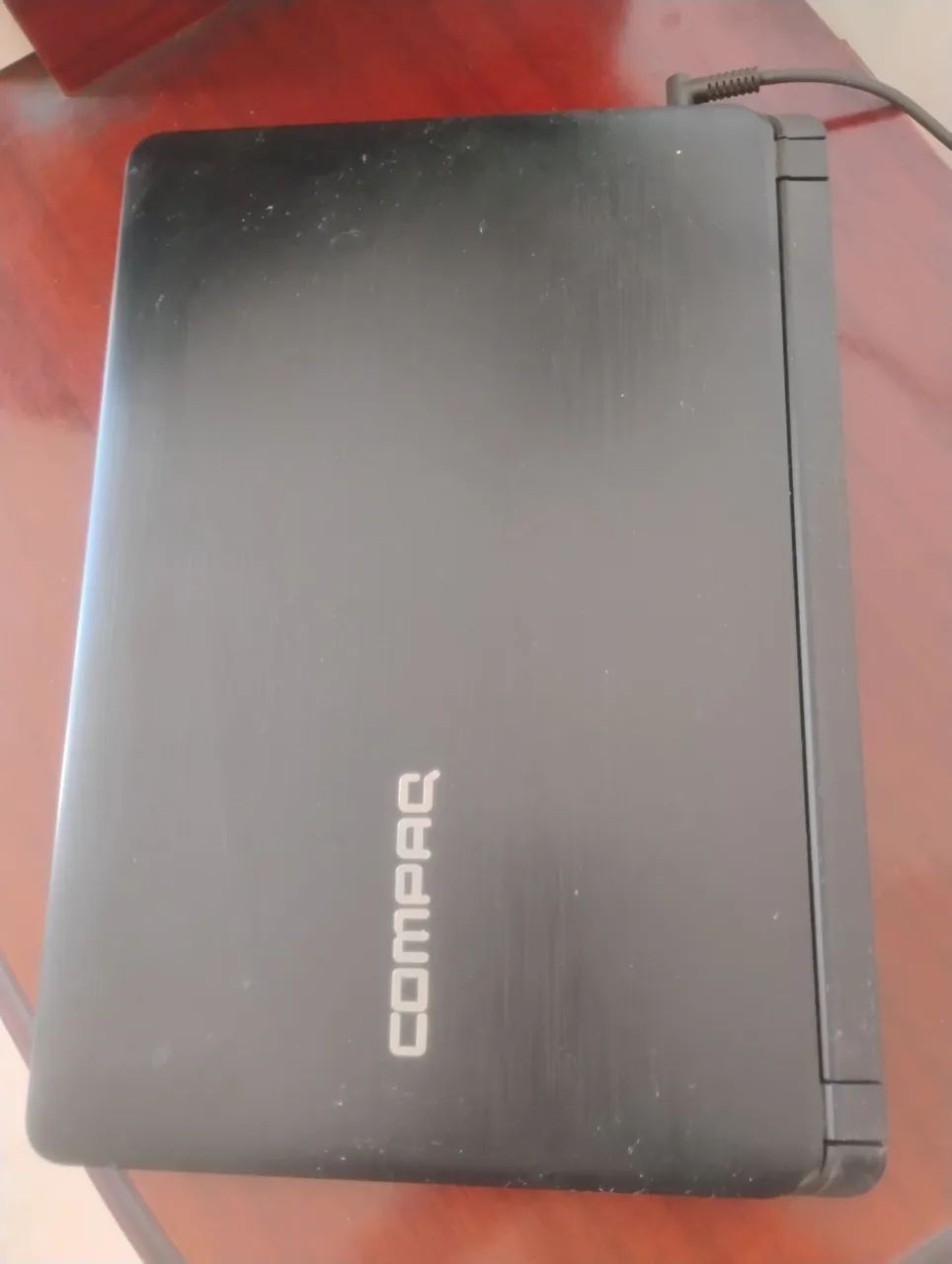 Vendo notebook compaq semi novo 