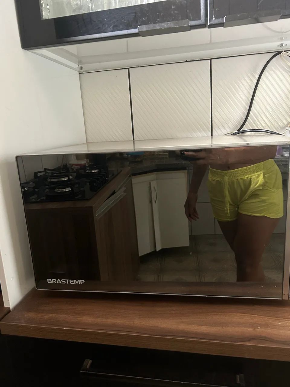Microondas Brastemp 32L espelhado