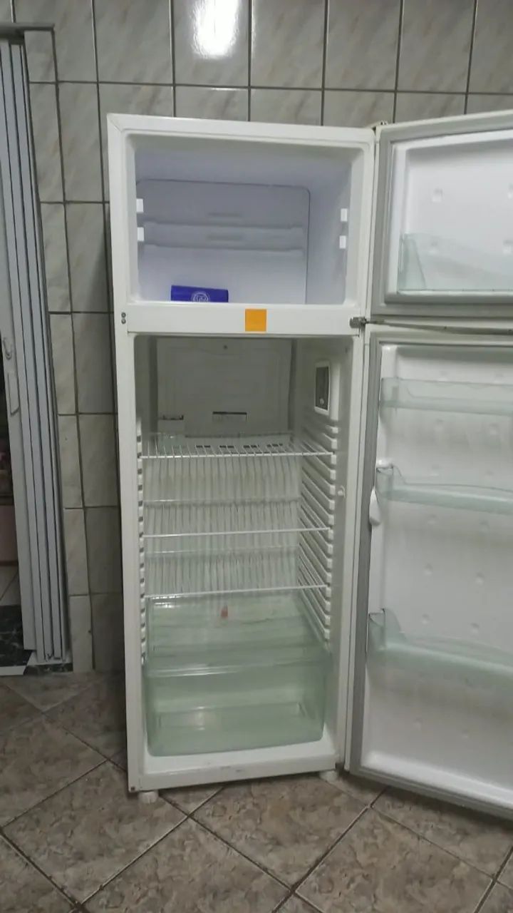 Geladeira Consul funcionando. - Foto 4