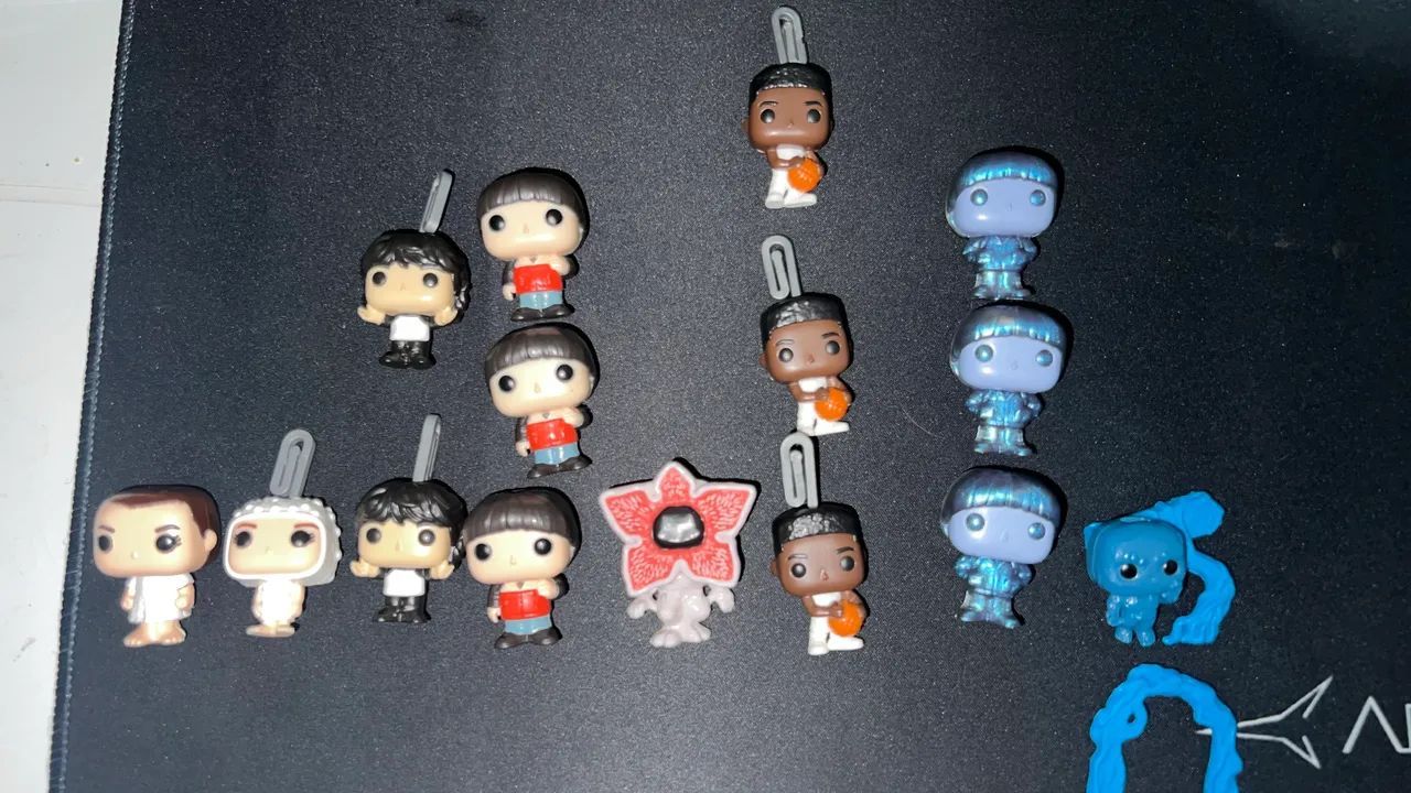 Kinder joy stranger things