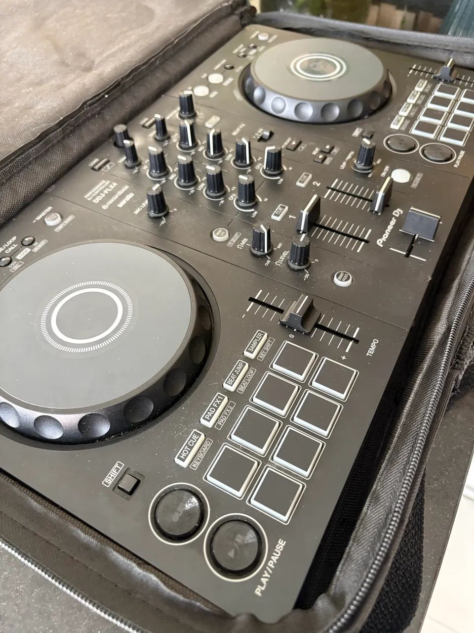 Pionner DJ DDJ-FLX4 com Case
