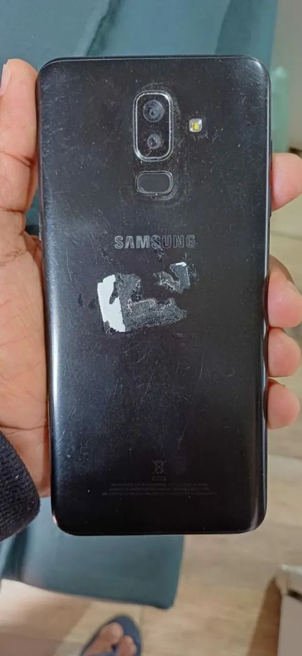 Samsung j8  - Foto 2