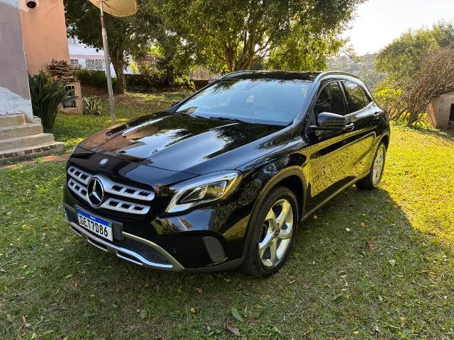 Mercedes-Benz GLA 200 Adv. 1.6/1.6 TB 16V Flex Aut. 2018
