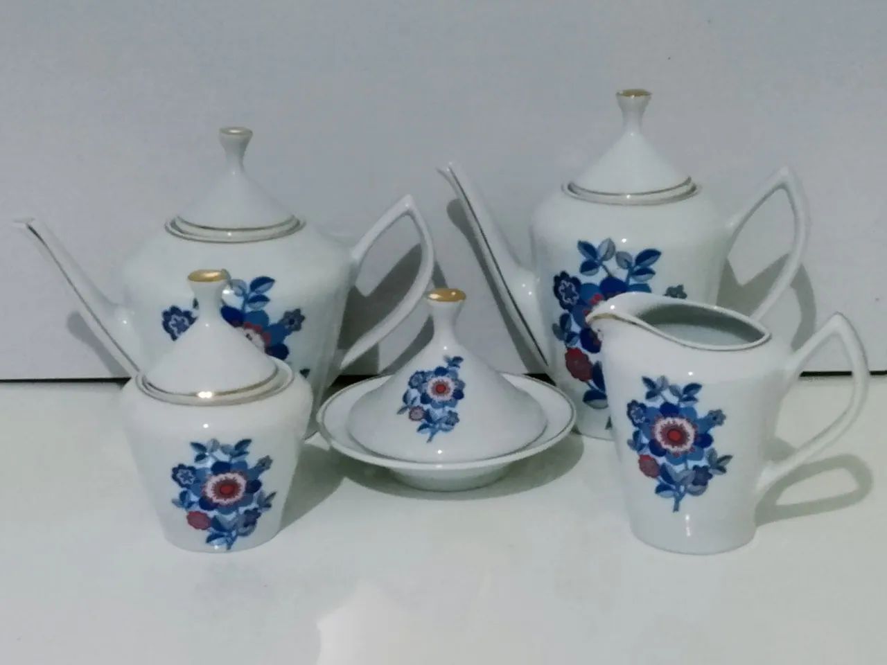 Antigo jogo de Chá e Café Pozzani 