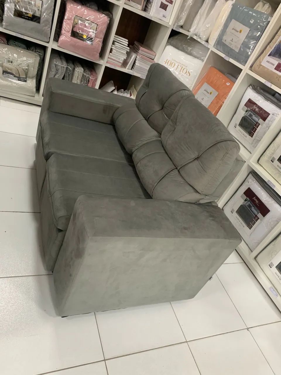 Sofá dois lugares 
