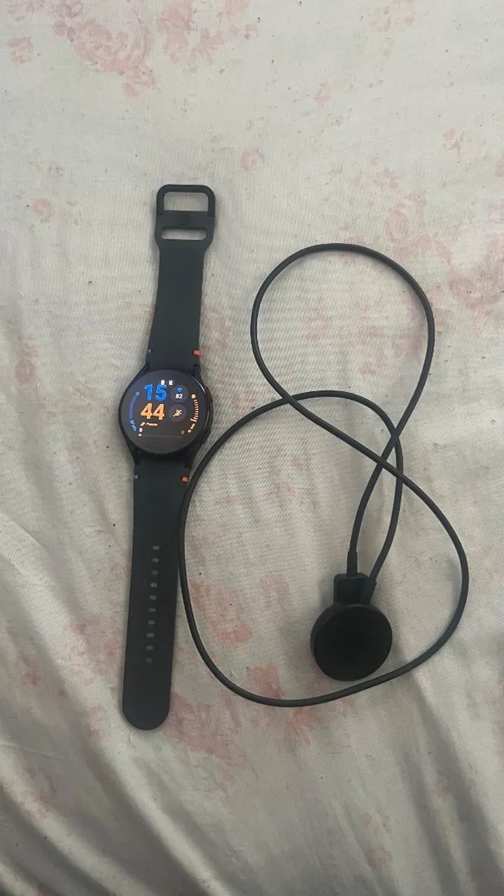 Samsung Galaxy Watch FE 40mm Preto (Bluetooth). - Foto 2