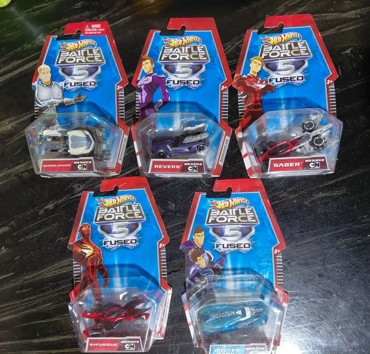 Coleção 50 Hot Wheels e Mini GT - Foto 4