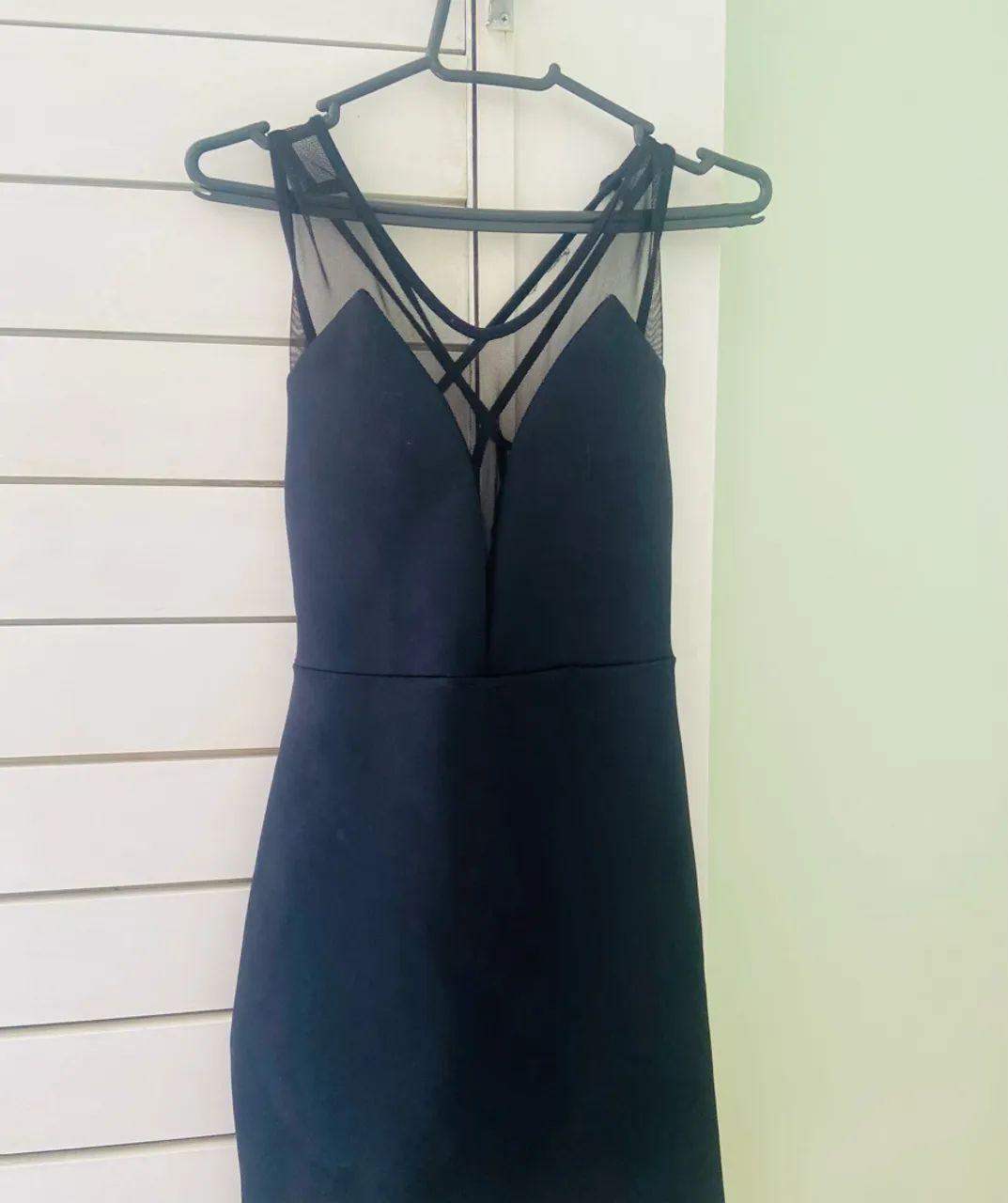 Vestido preto com tule P - Foto 2