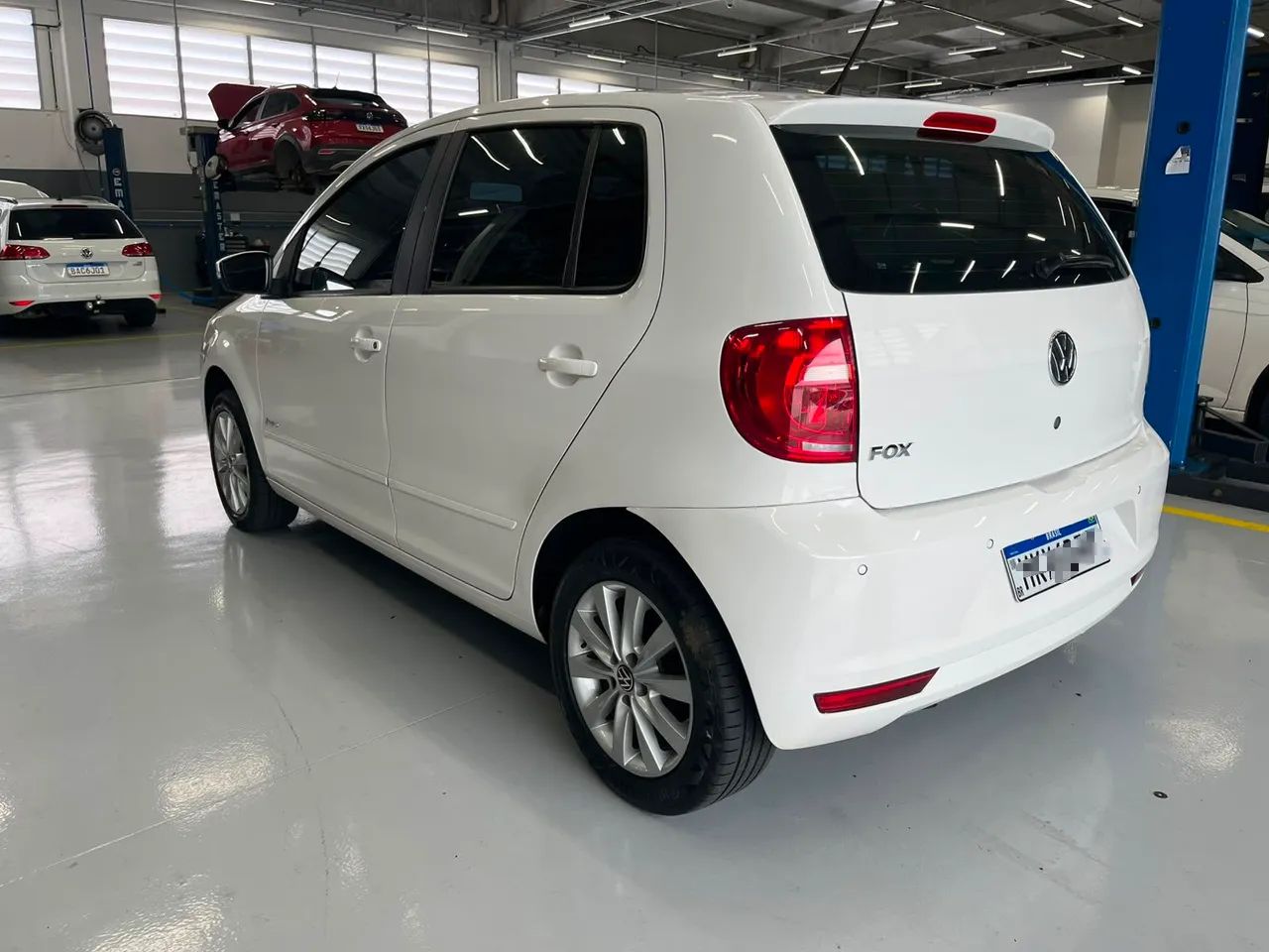 Volkswagen Fox 1.6 MI Total Flex 8V 5P 2013 - Foto 4