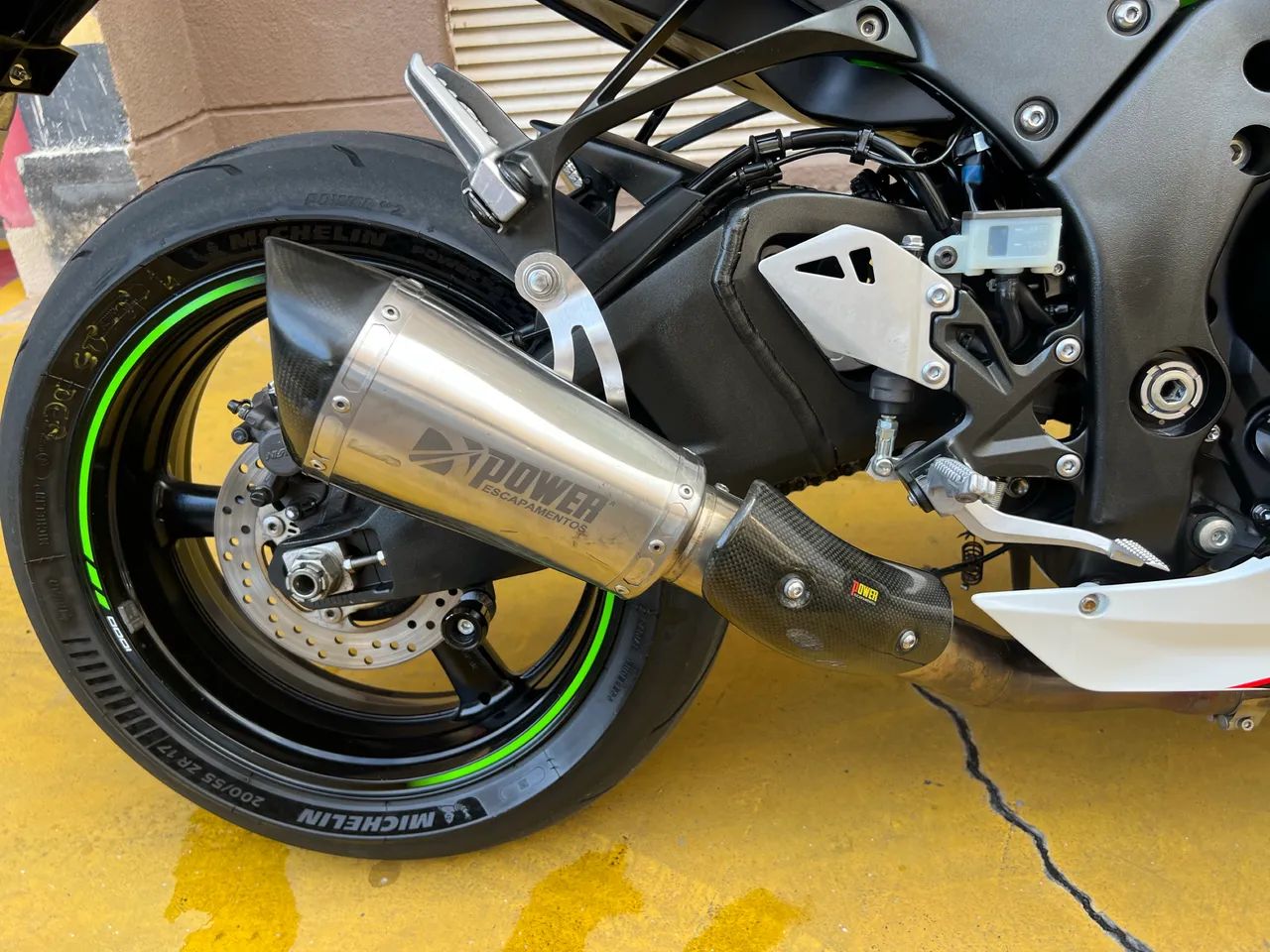 Kawasaki Zx-10/ Zx-10r 1000cc 2022 - 1519191308 | OLX