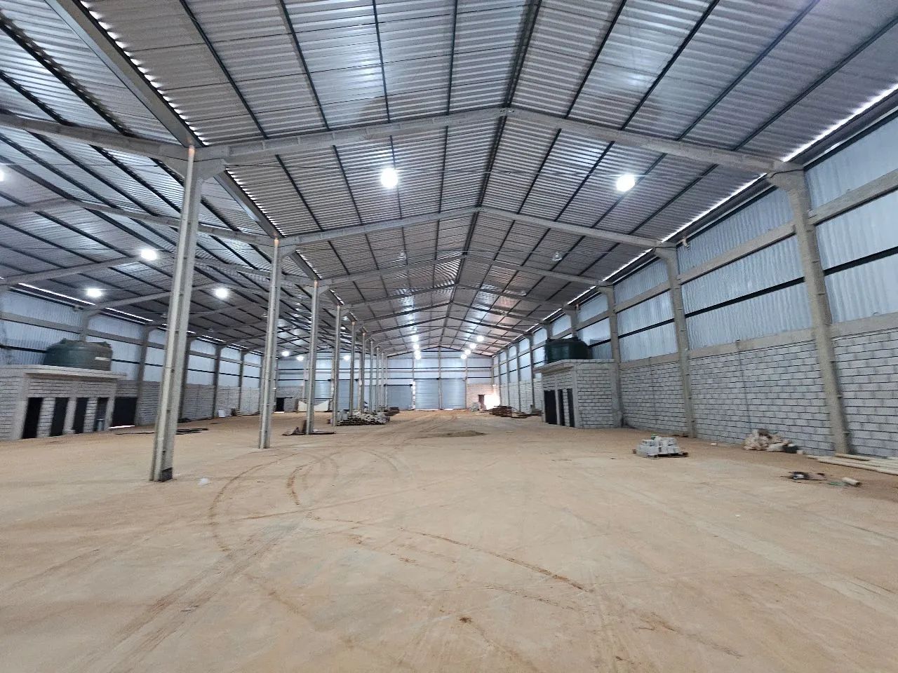 Galpão Logístico, Industrial e Comercial novo com 3.100m², Pé direito de 7 mts, 2 docas, t - Foto 5