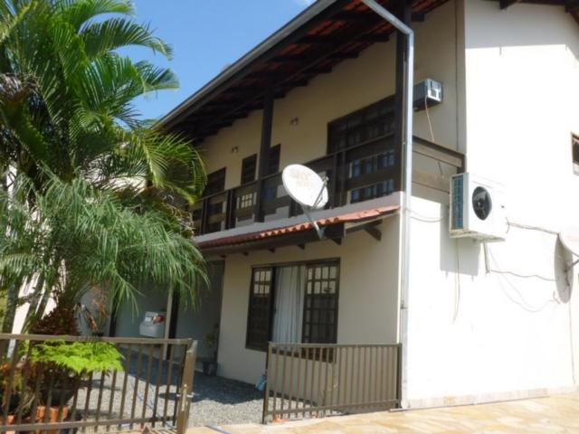 Casa à venda com 4 dormitórios em Saguaçú, Joinville cod:6369
