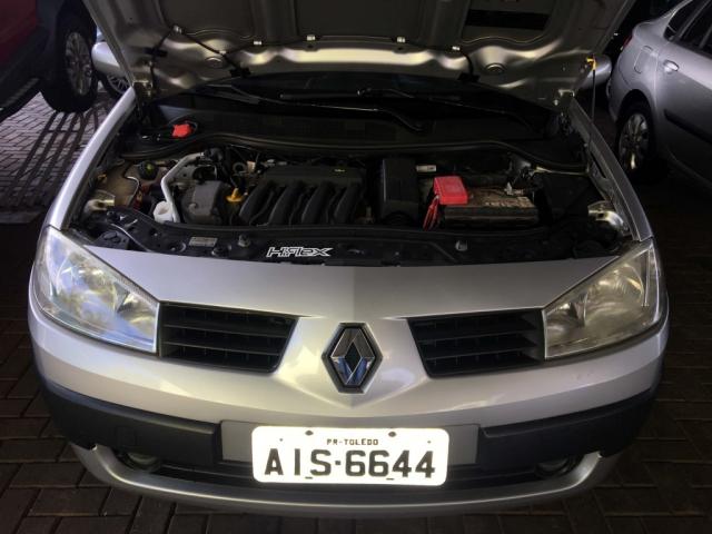 RENAULT MEGANE SEDAN EXPRESSION HI-FLEX 1.6 16V - Foto 12